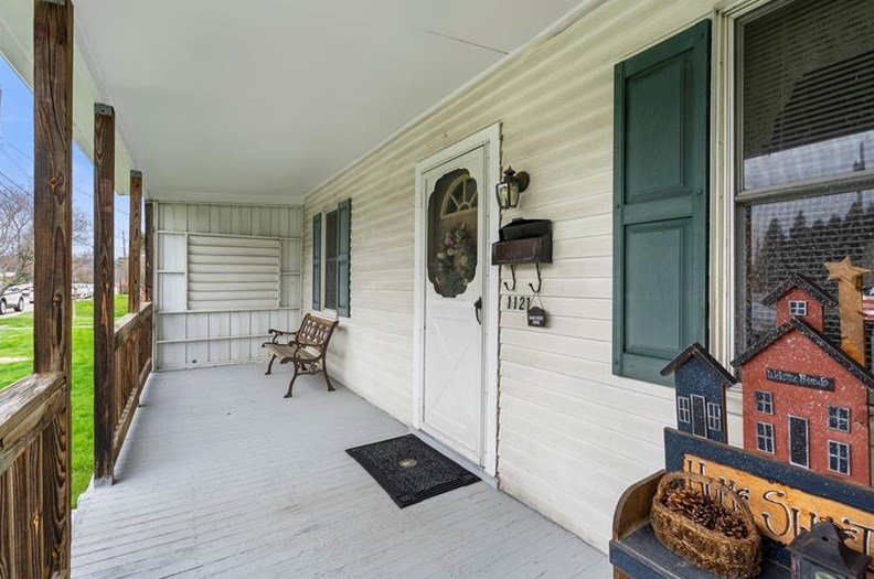 1121 Martin Ave, New Kensington, PA 15068