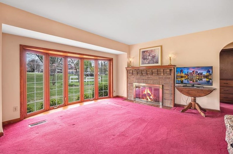 118 Fry Dr, New Brighton, PA 15066
