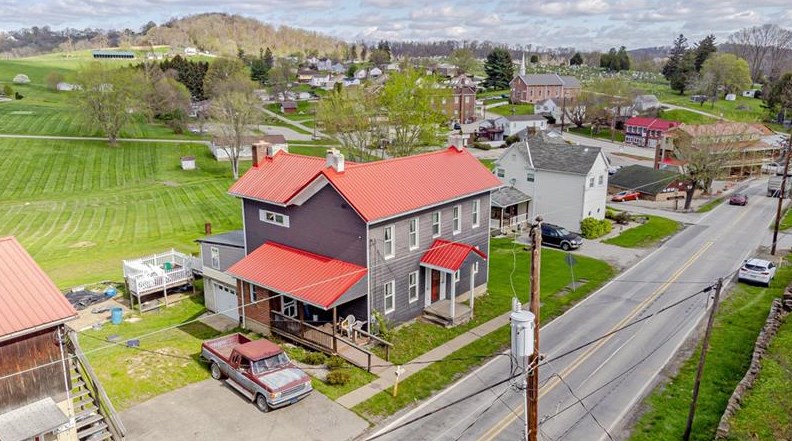 1038 Maiden St, Beallsville, PA 15313