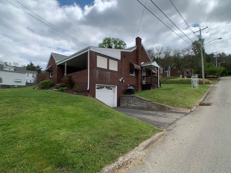 3120 State St, McKeesport, PA 15131