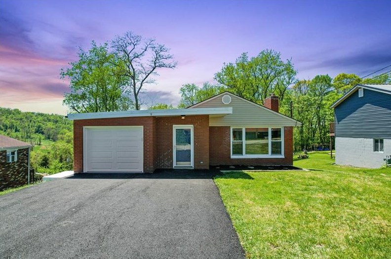 107 Beach Dr, North Charleroi, PA 15022