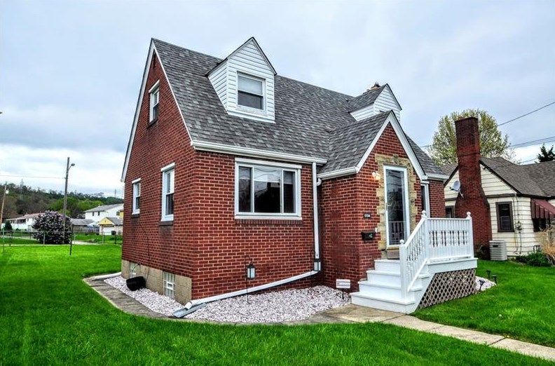 1734 Ellsworth Ave, Collier Township, PA 15106-3942