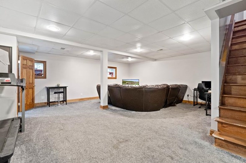 640 Lakeview Dr, Washington PA 15301-3014 exterior