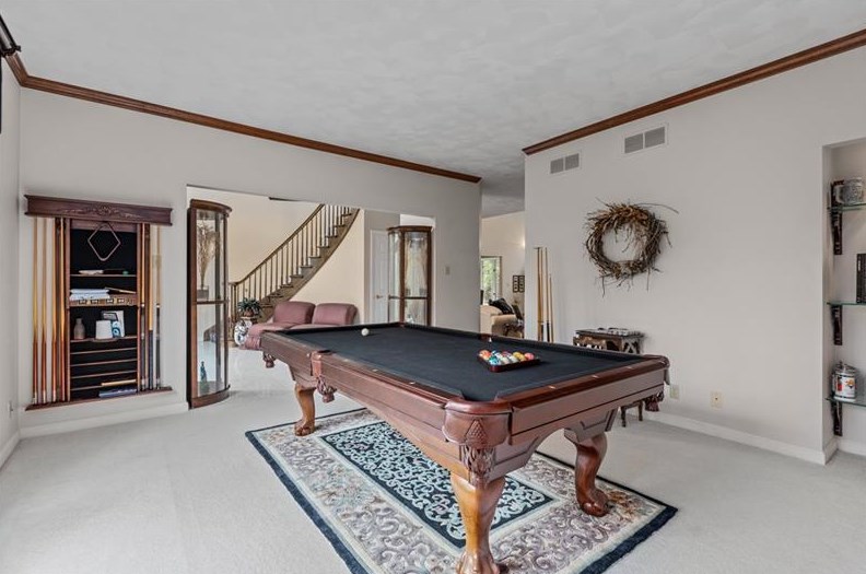 313 Red Oak Ct, Monroeville PA 15146-3107 exterior