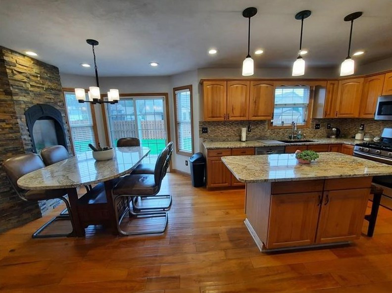 2308 Bernwood Dr, Erie, PA 16510-6330