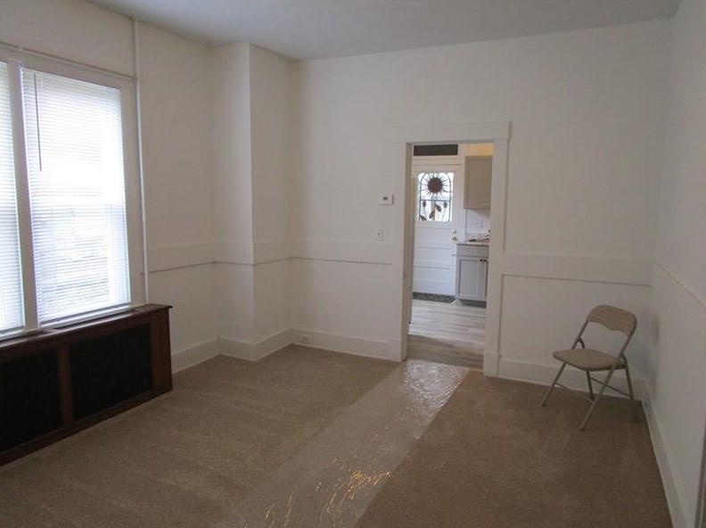 222 Oakvale Blvd, Butler PA 16001-3532 exterior