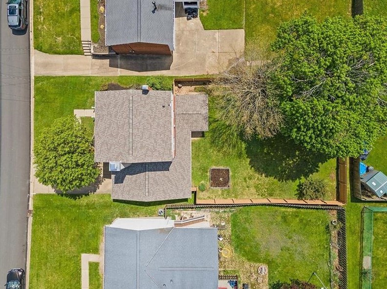 1424 Foote St, Conway, PA 15027-1223