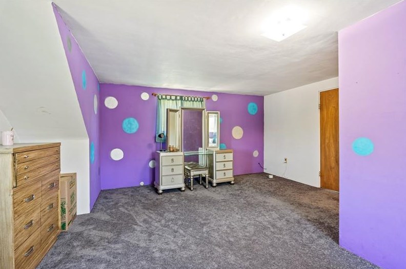 207 Noel Dr, Monroeville PA 15146-1522 exterior