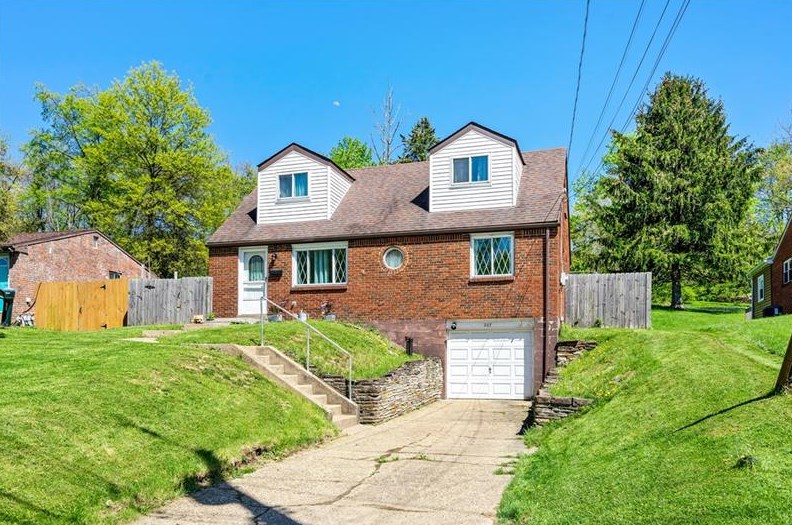 207 Noel Dr, Monroeville, PA 15146-1521