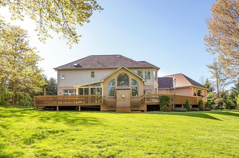1022 Hunt Club Ct, Export, PA 15632