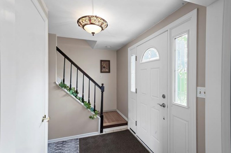 283 Brookwood Rd, Venetia, PA 15367-1033