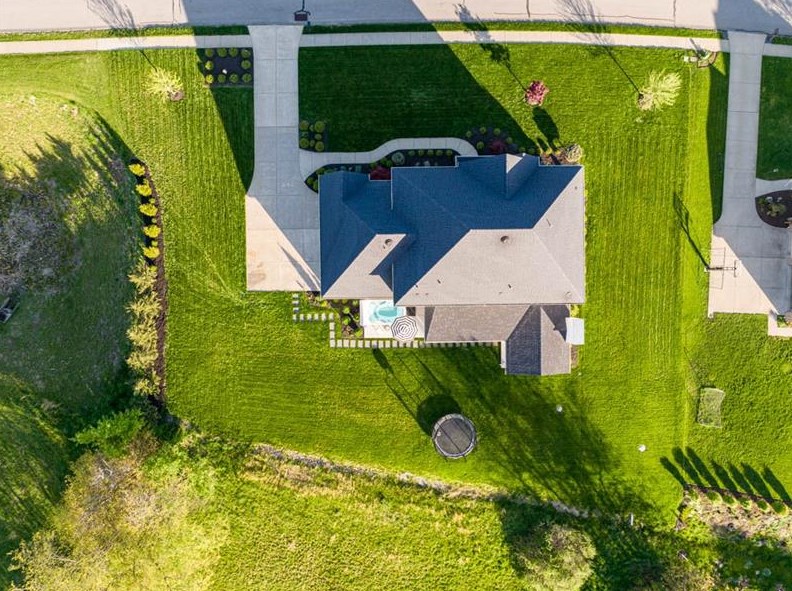 3042 Whispering Creek Dr, Allison Park, PA 15101-1177