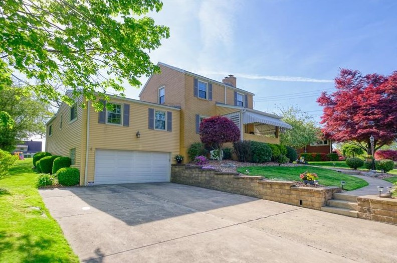 219 Williamsburg Dr, Monroeville, PA 15146-1715