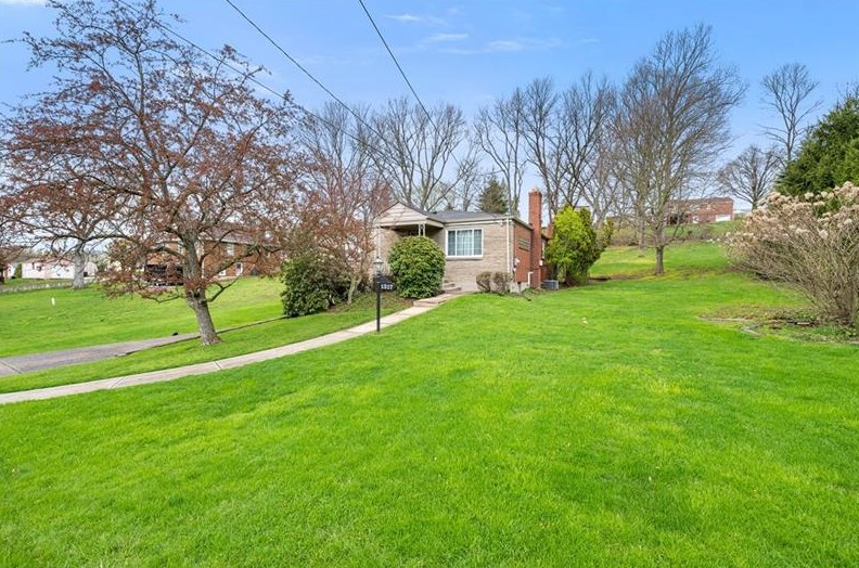 1317 Berryman Ave, Bethel Park, PA 15102-3421
