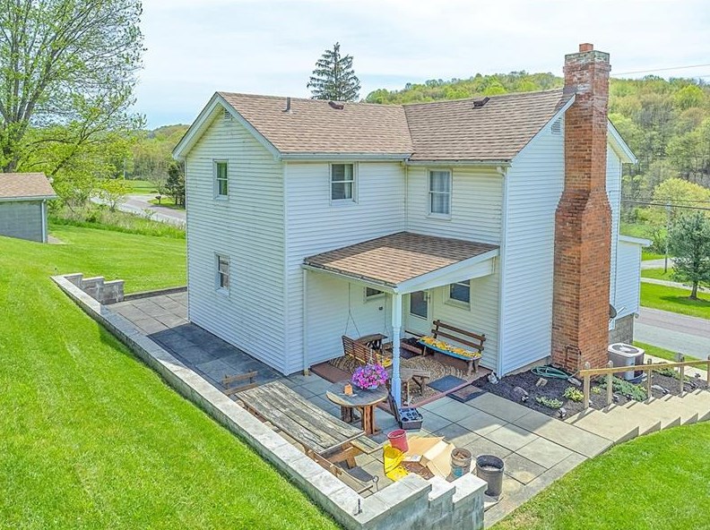 5870 Kemerer Hollow Rd, Export, PA 15632