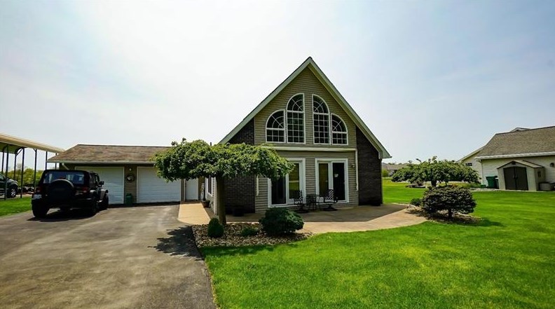 201 Youkers Rd, Butler, PA 16001-8377