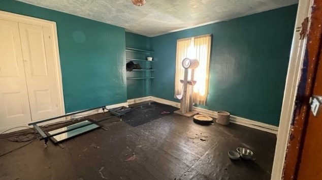 135 N 2nd St, West Newton, PA 15089
