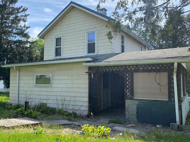 3243 Mcintyre Rd, Mc Intyre, PA 15756