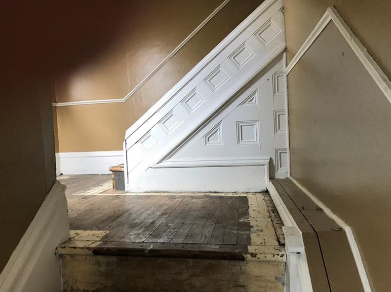 308 Spg Ave, Ellwood City PA  16117-2335 exterior