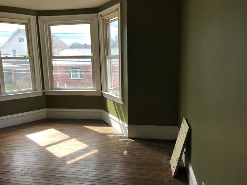 308 Spg Ave, Ellwood City PA  16117-2335 exterior