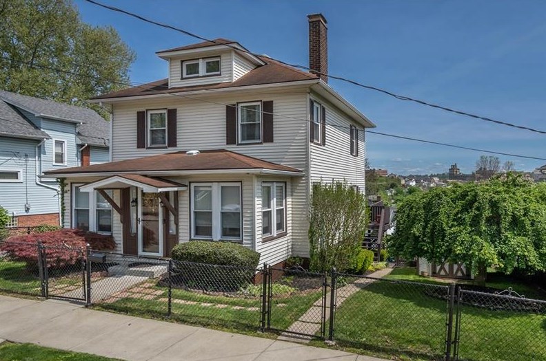 340 2nd St, Washington, PA 15301-4138