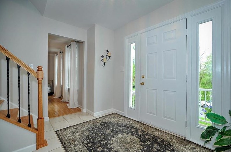 101 Valleycrest Dr, Cecil, PA 15321-1181