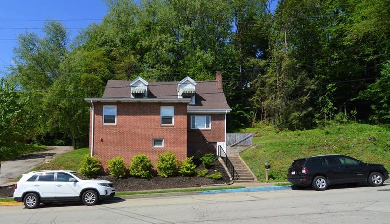 814 Green St Southwest, Greensburg, PA 15601