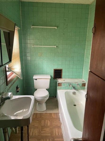 2534 Churchill Rd, Hillsville, PA 16132-9800