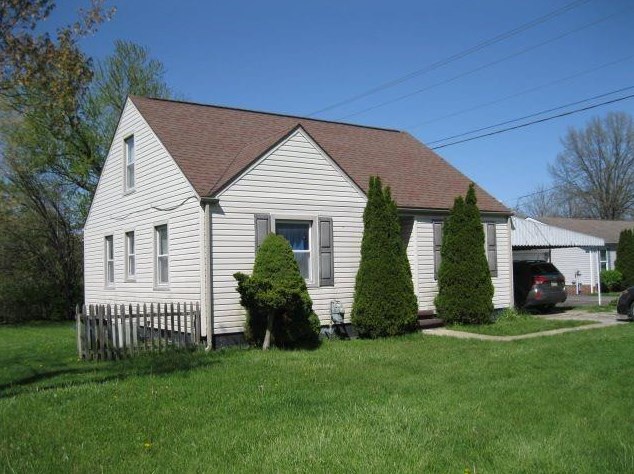 943 Old Princeton Rd, New Castle, PA 16101