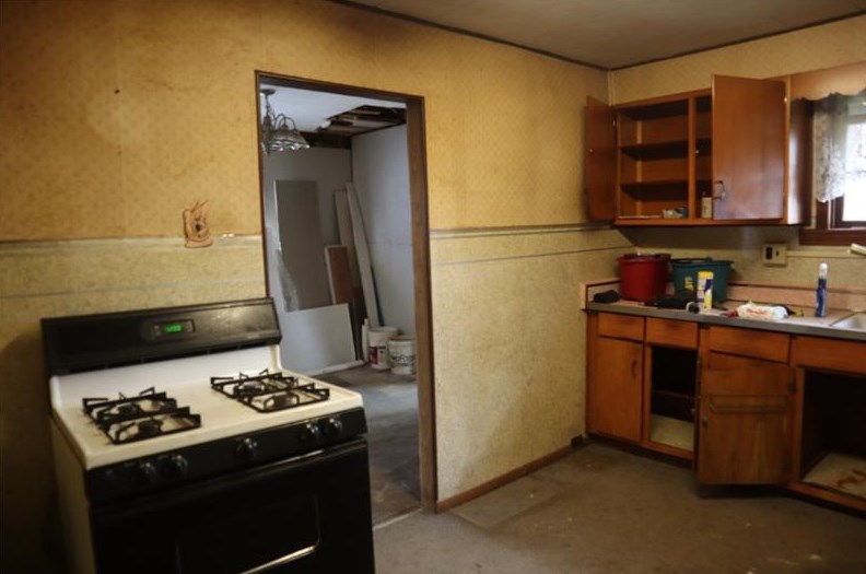541 Brady St, Butler, PA 16001-5103