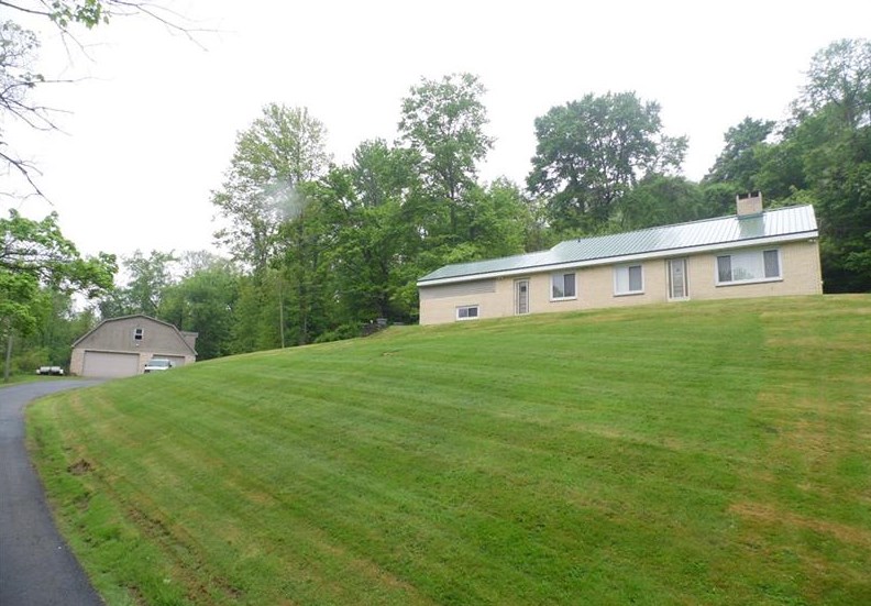 4582 Liberty Way, Elizabeth PA  15037-3006 exterior