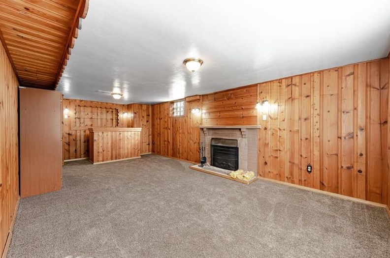 2433 Haymaker Rd, Monroeville, PA 15146