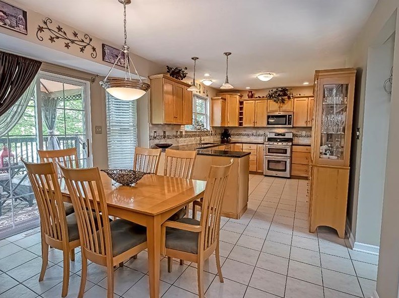 835 Worth Ave, Washington, PA 15301-9701