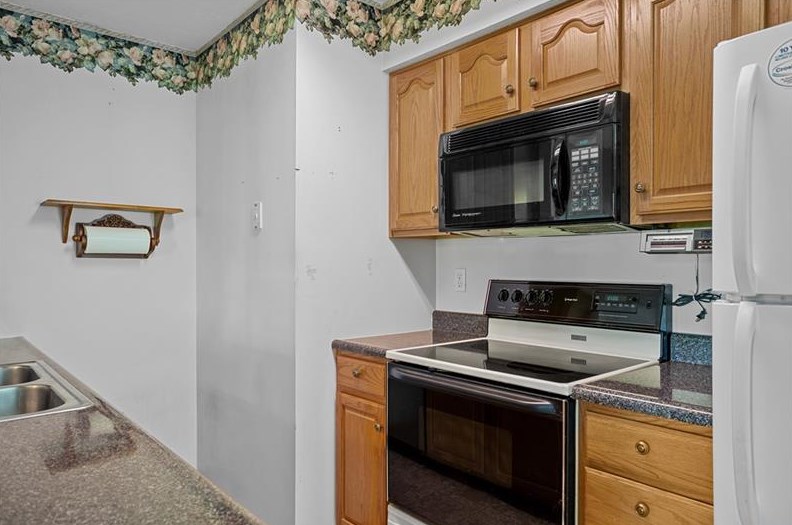 501 Stoneridge Blvd, Butler PA 16001-6682 exterior