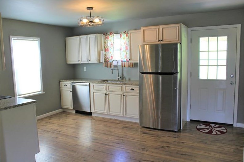133 2nd St, Clarksville, PA 15322-2305