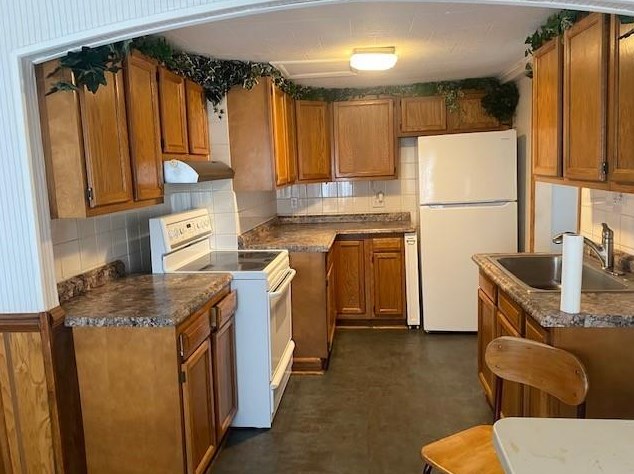966 Gallatin Avenue Ext, Oliphant Furnace, PA 15401-2112
