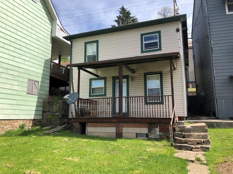 109 Buffalo St, Freeport, PA 16229-1301