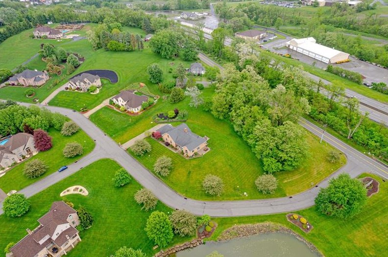 4 Arbor Ct, North Huntingdon, PA 15642-5700