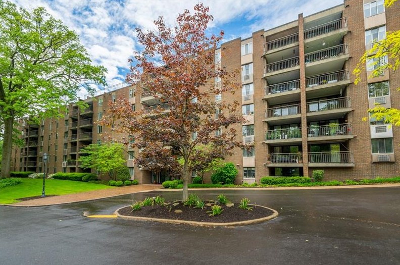 201 Grant St #309, Sewickley, PA 15143