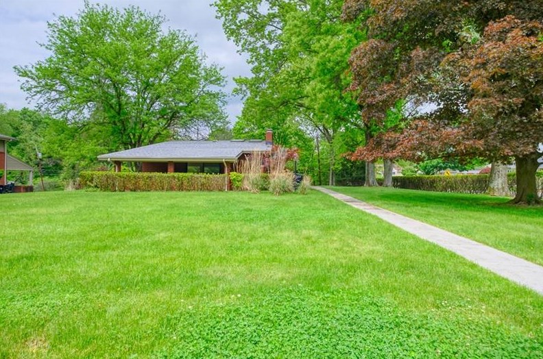 1593 Parkview Dr, Allison Park, PA 15101