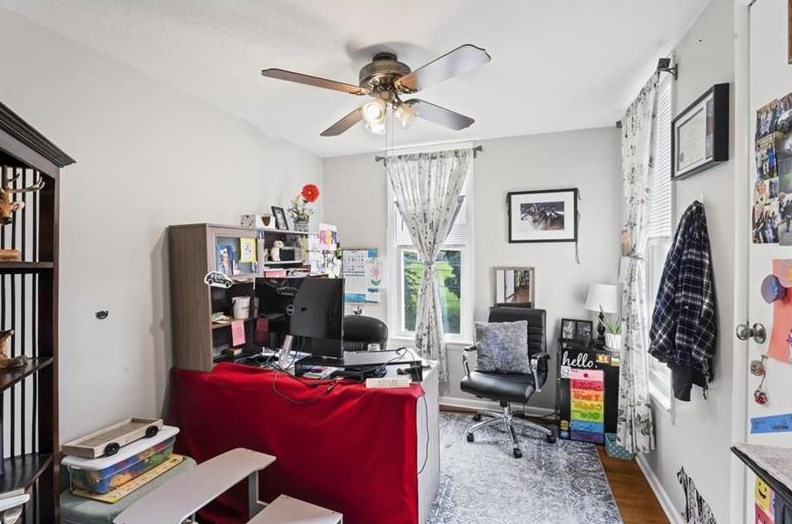 203 Cherry Ave, Houston PA  15342-1525 exterior