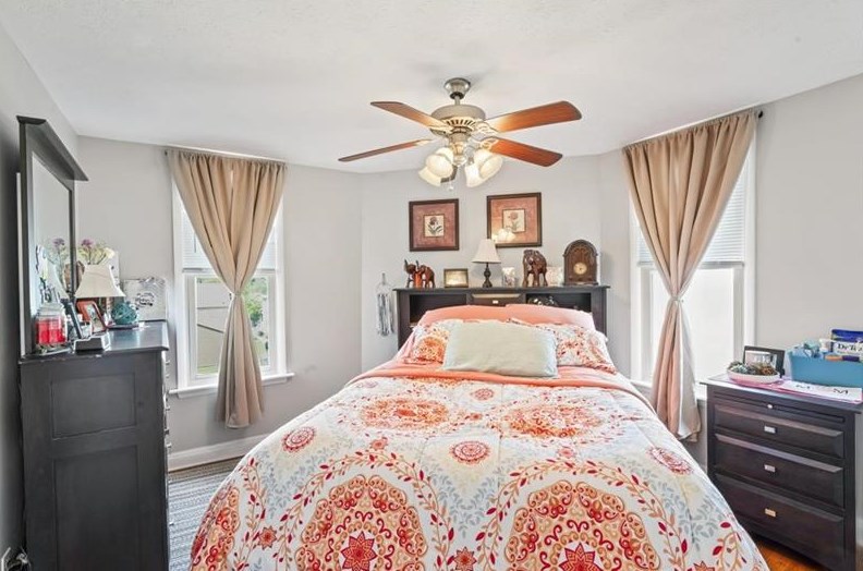 203 Cherry Ave, Houston PA  15342-1525 exterior