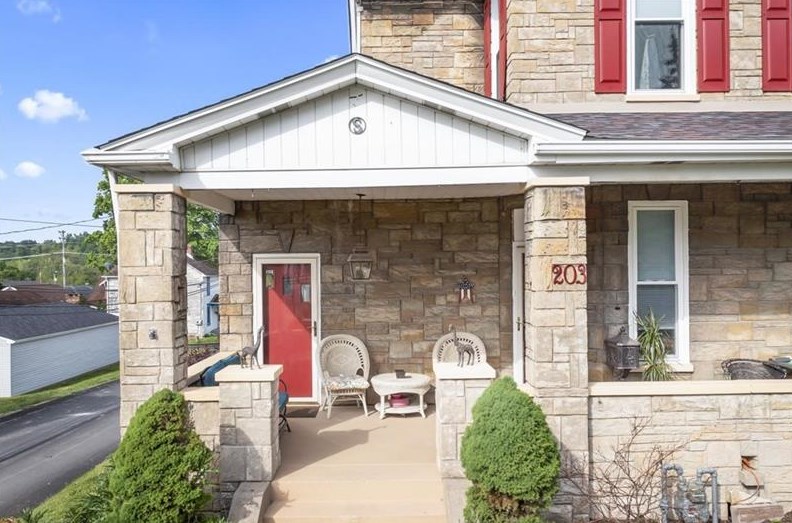 203 Cherry, Houston, PA 15342