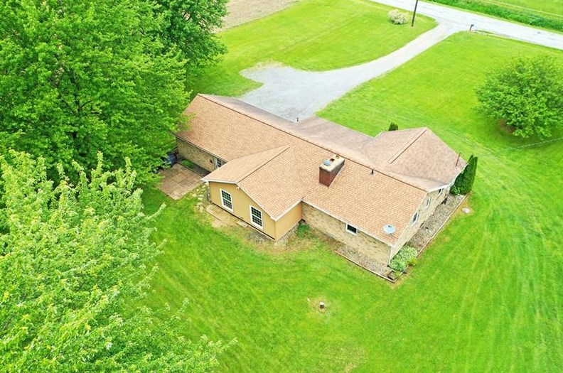 3631 Marr Rd, Pulaski, PA 16143-3807