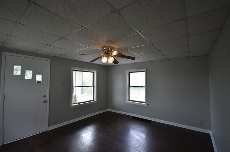 832 Western St, Ellwood City, PA 16117