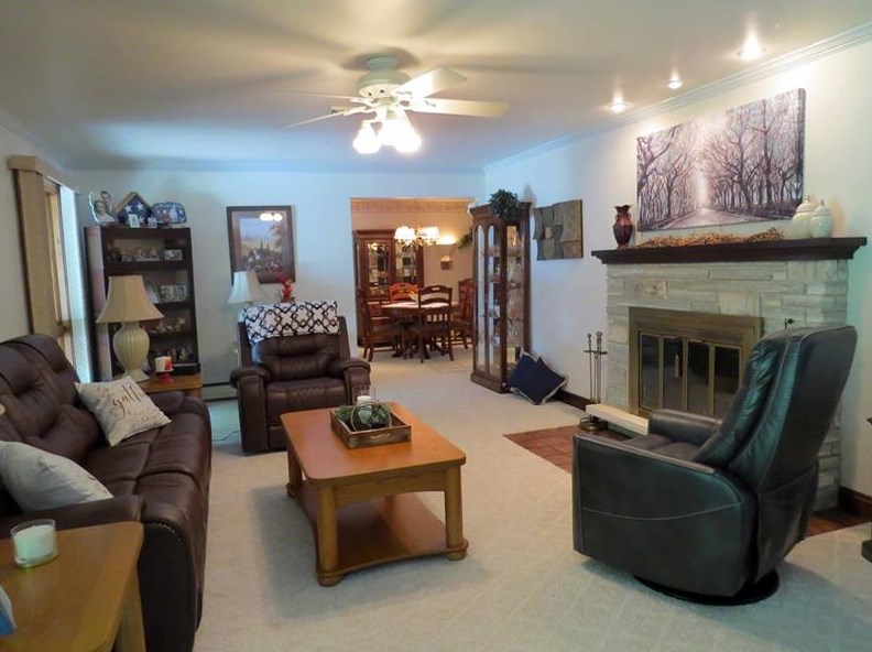 7131 Fairway Dr, Butler, PA 16001-8597