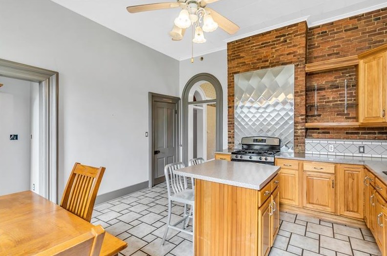 529 Main St, Butler PA  16001-4304 exterior