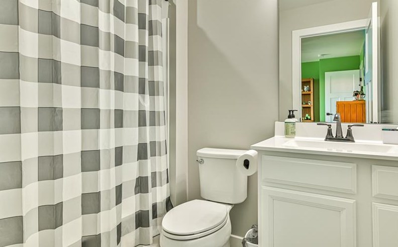 299 Crisswell Rd, Butler PA 16002-8640 exterior