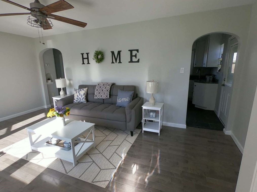 121 Sunnyview Dr, Ambridge, PA 15003