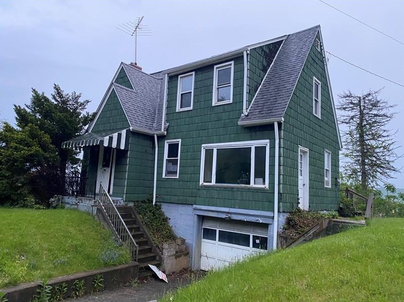 333 Freeport Rd, Freeport, PA 16229